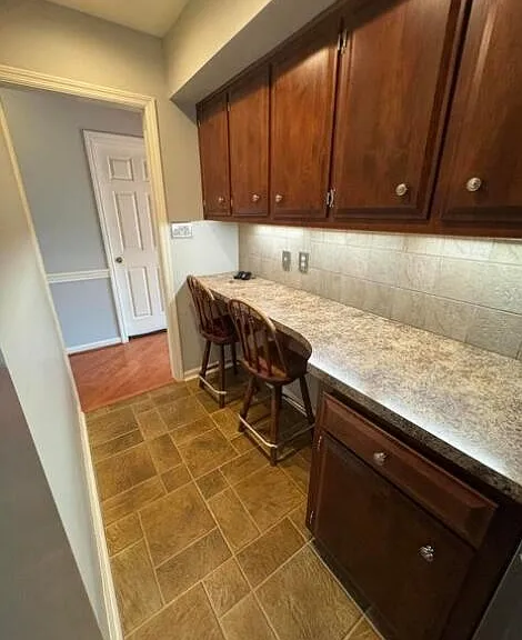 1145 Dunbarton Ln — Photo 11