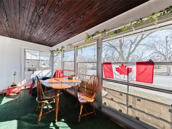 224 Maxwell St, Sarnia, ON N7T 5C4