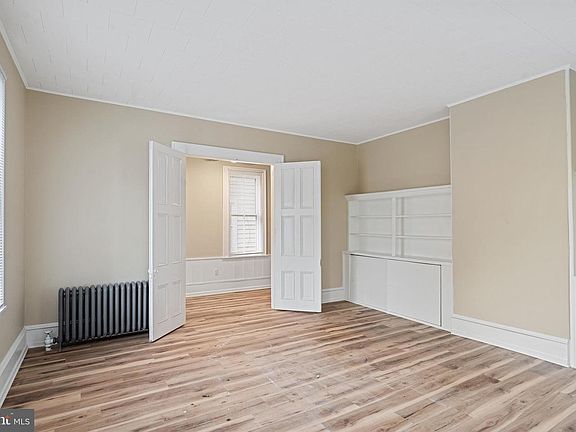 5th image of 154 7th St