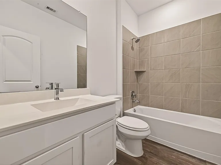6107 Ginevra Summers Dr — Photo 32
