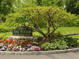 34 Brooke Hollow Ct, Ossining, NY 10562
