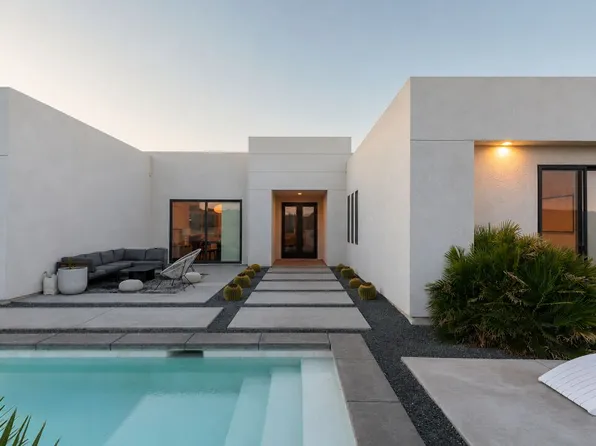 6429 Palo Alto Ave, Yucca Valley, CA 92284