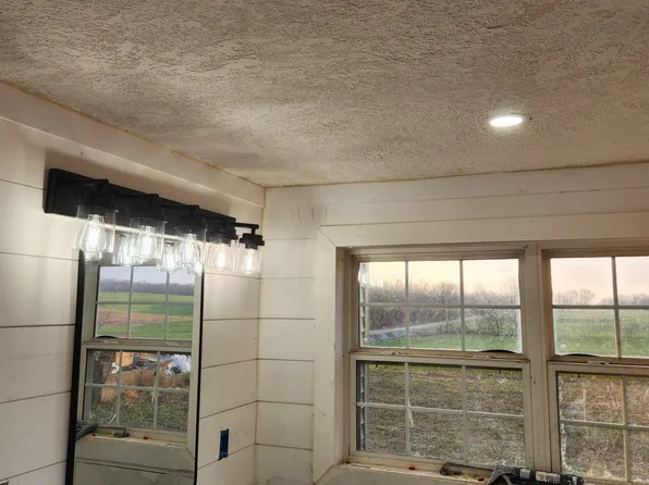 6828 Cat Corner Rd, Obion, TN 38240