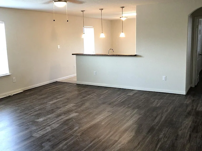 5402 Chase Cyn — Photo 3