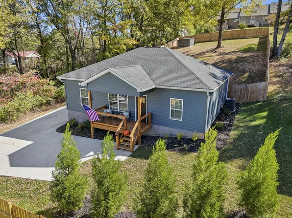 895 Lang St SE, Cleveland, TN 37311