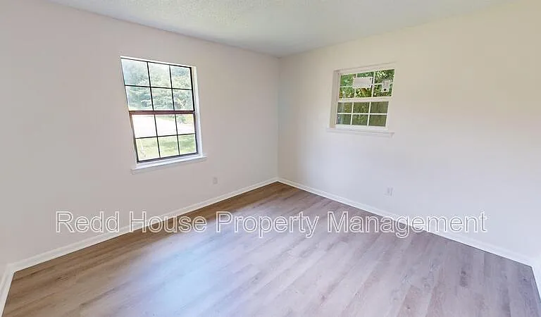 901 W Adams Ave — Photo 19