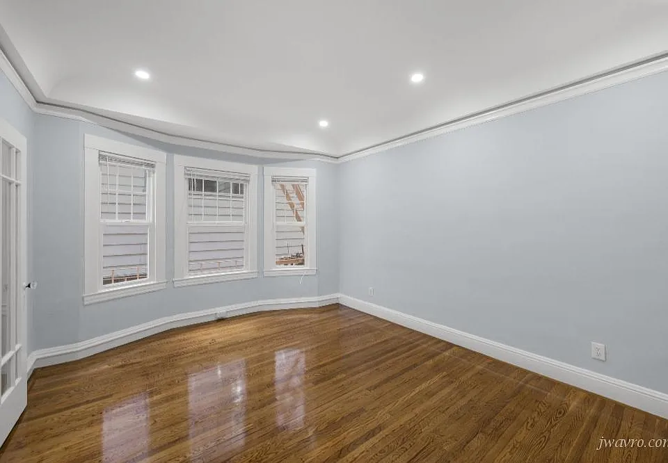 312 Fillmore St #8