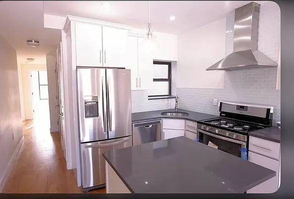 Rented by Massada Home Sales Inc | media 9