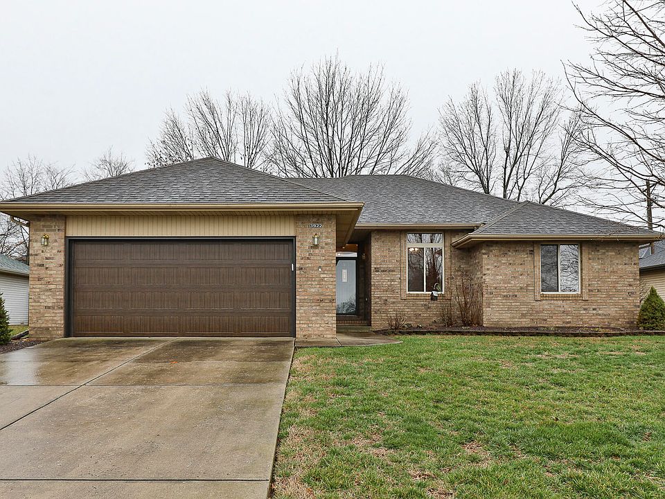 1st image of 3922 W Cardinal Street