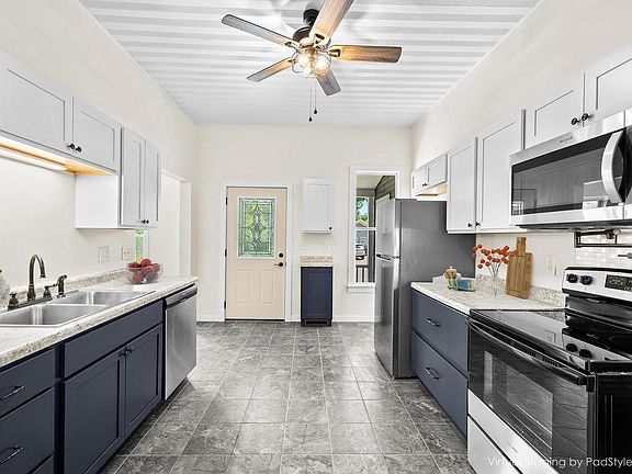 5th image of 1025 WISCONSIN STREET #corner of Elk & Wisc