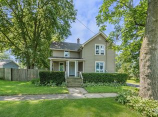 4 W Liberty St, Newark, IL 60541