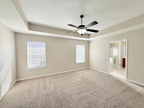 5th image of 5749 Tiger Woods Dr #Pro