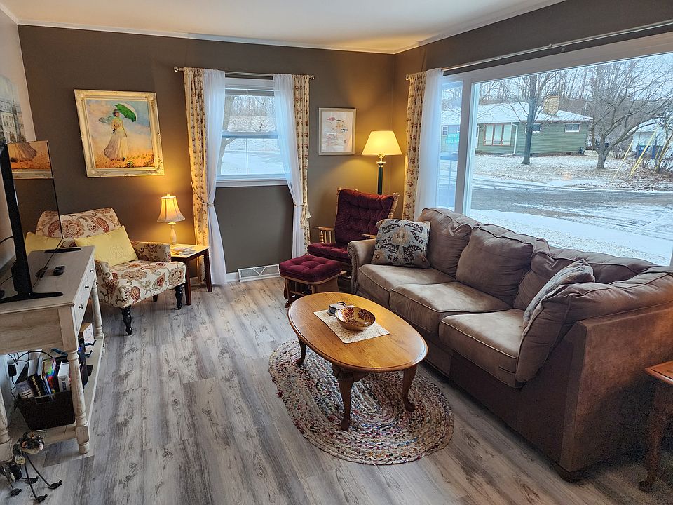 213 Lawrence St, Schofield, WI 54476 | Zillow