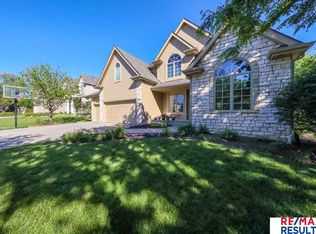 17625 O St, Omaha, NE 68135