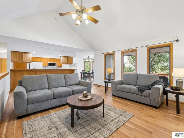 7425 S 29th St, Lincoln, NE 68516