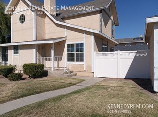 461 W Avenue K, Lancaster, CA 93534