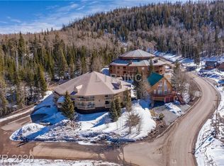 89 E Steam Engine Dr #1A, Brian Head, UT 84719