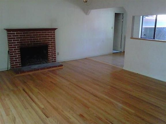 5th image of 5500 Waldron St