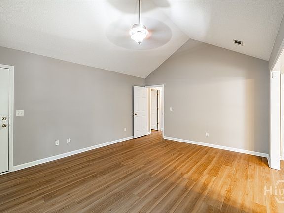 3rd image of 155 Lea Court