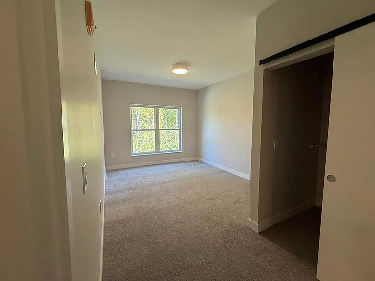 2645 Burton Rd — Photo 16