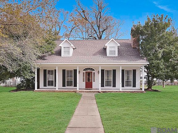 2nd image of 10285 Lovett Rd