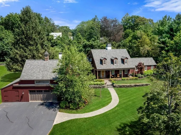 4 Hammond Way, Andover, MA 01810