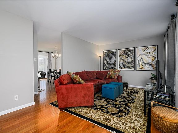 4th image of 3322 Cordes Dr