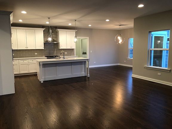 2nd image of 766 Richwood Ave