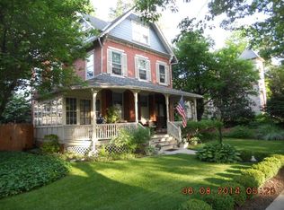 216 S Broad St, Kennett Square, PA 19348