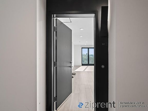 4th image of 3578 Rambla Pl #517