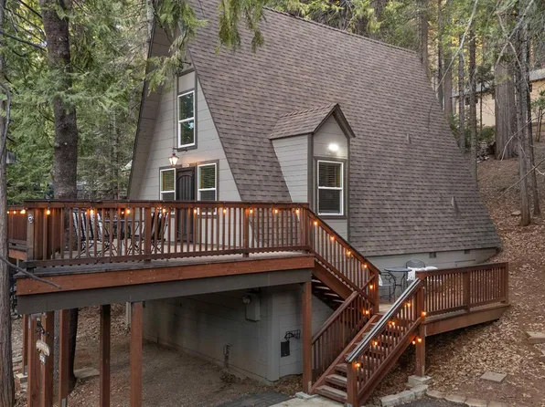 3221 Lakewood Dr, Arnold, CA 95223