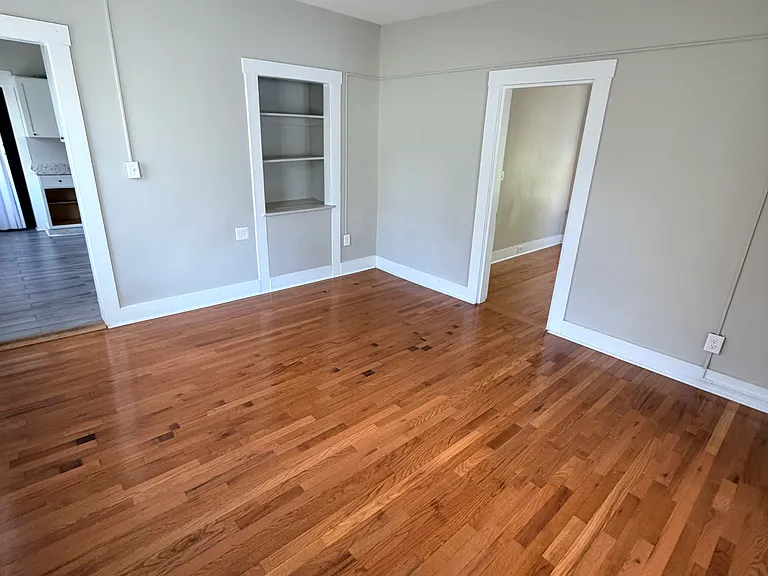 722 Winchester Ave #3 — Photo 4
