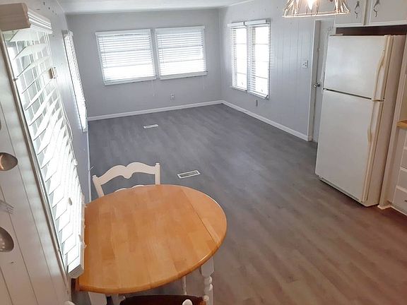 3rd image of 5757 66th St N #122