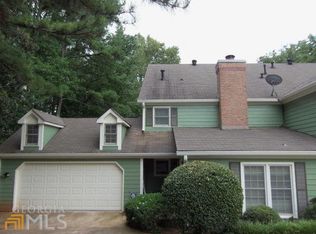 118 Great Oaks Ln, Roswell, GA 30075