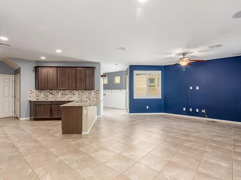 6644 Seahorse Reef St — Photo 5