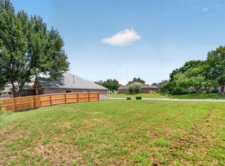 0 Oakwood Dr, Brenham, TX 77833