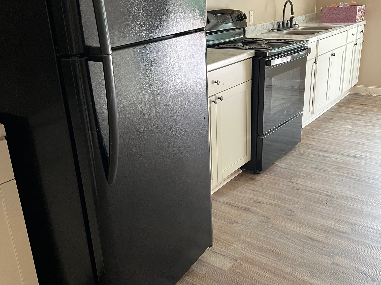 1 bed, 650 sqft, $650 — Photo 1