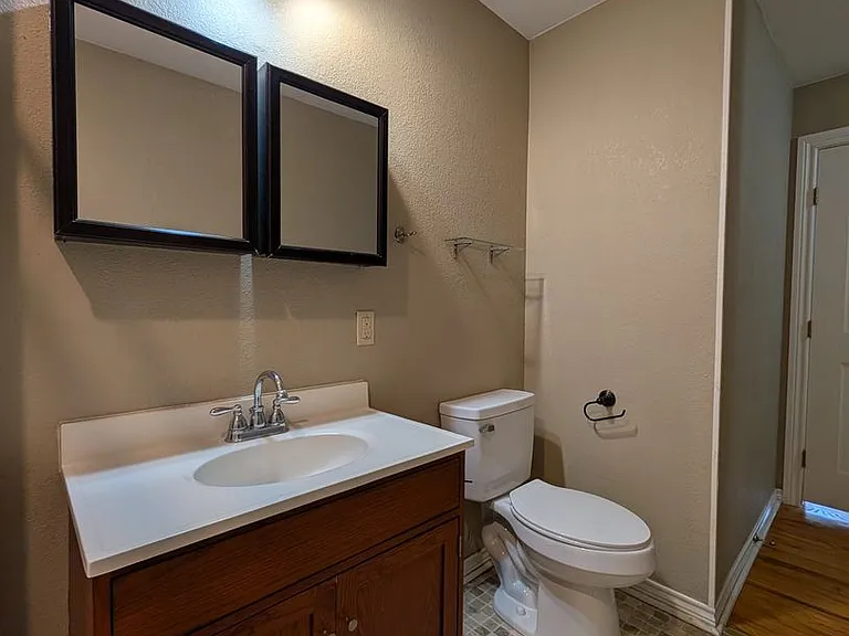 1185 W Mill St — Photo 25