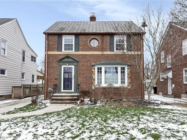 3154 W 162nd St, Cleveland, OH 44111