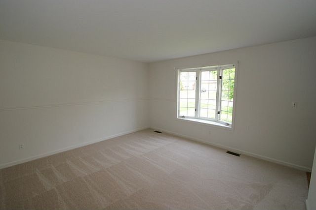 2nd image of 1857 Stafford Ct
