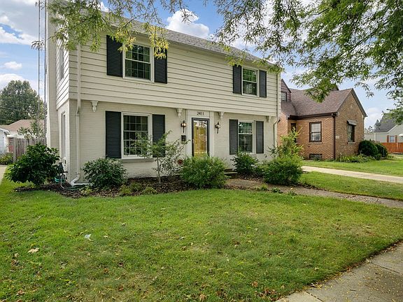 2411 Lincoln Rd Kenosha WI-large-003-24-