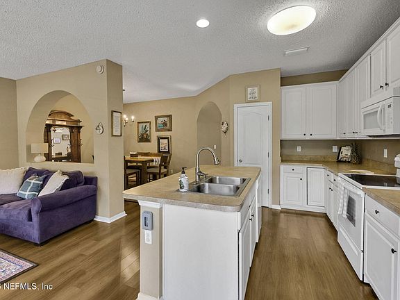 4th image of 752 GINGER MILL Drive
