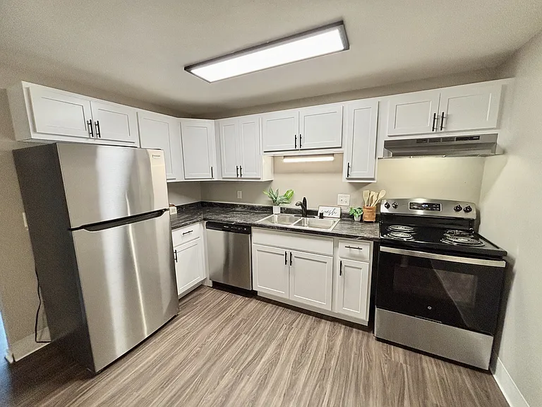 Capitol View Apartments — Photo 78