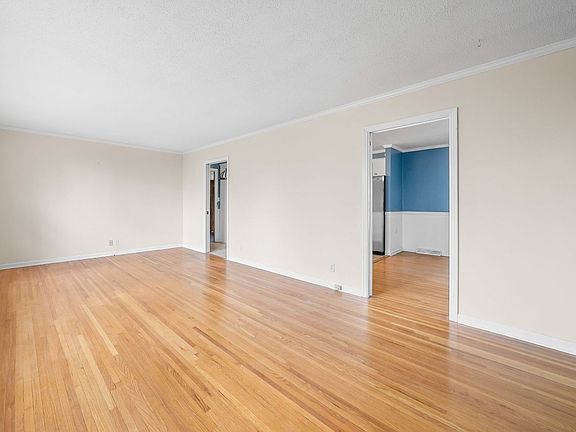 4th image of 233 Pine Mountain Rd