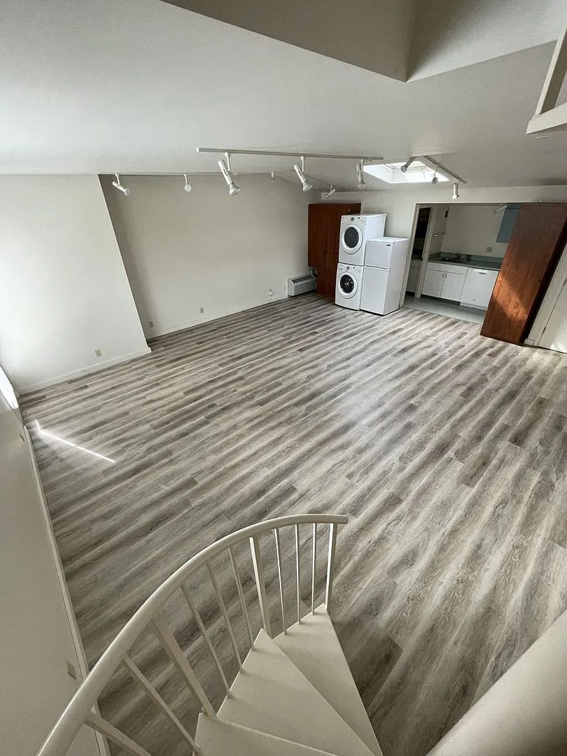 Lake Union Artist Loft — Photo 4