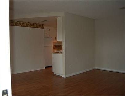 5th image of 195 Del Sur Ct