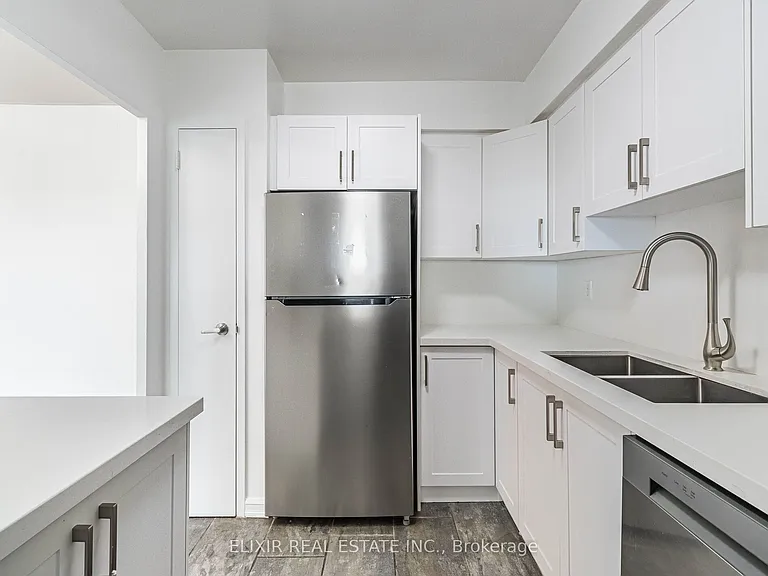 1360 York Mills Rd #1401 — Photo 9