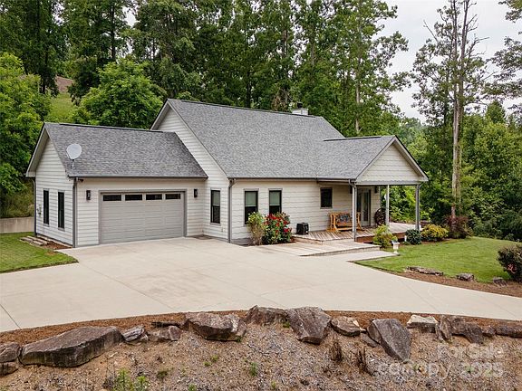 2nd image of 645 Silverglen Way