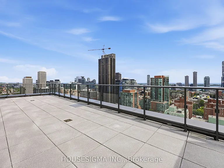 100 Queen St E #2706 — Photo 20