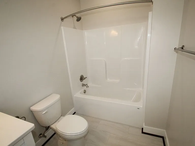 1505 W Cary St — Photo 15